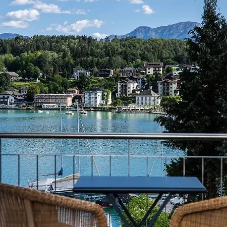 Seehotel Hubertushof Szálloda Velden am Wörthersee