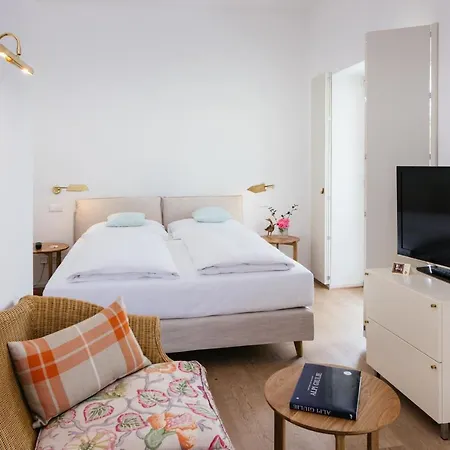 ホテル Seehotel Hubertushof フェルデン・アム・ヴェルターゼー