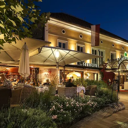 Seehotel Hubertushof