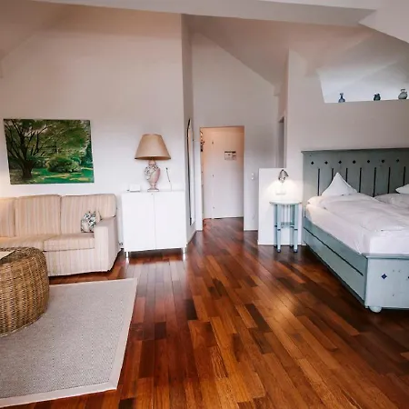 Seehotel Hubertushof 4*