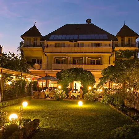 Seehotel Hubertushof 4* Velden am Wörthersee