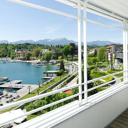Seehotel Hubertushof 4*