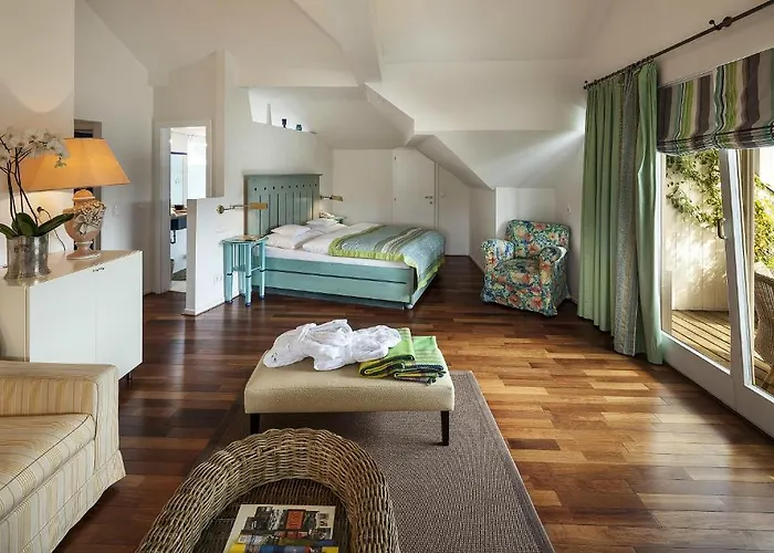 Seehotel Hubertushof 4* Velden am Woerthersee