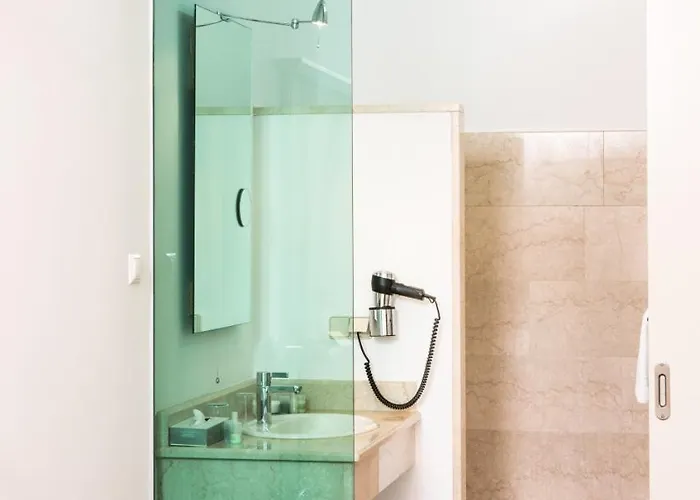 Seehotel Hubertushof Hotel Velden am Woerthersee